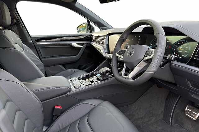 Used Volkswagen Touareg 2025 for sale - 77069407: Photo 6