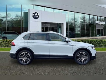 Used Volkswagen Tiguan 2023 for sale - 77342492: Photo