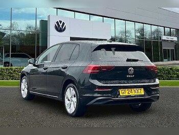 Used Volkswagen Golf 2024 for sale - 77213285: Photo