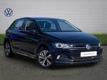 Used Volkswagen Polo 2019 for sale - 78383182: Photo
