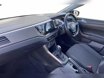 Used Volkswagen Polo 2019 for sale - 78383182: Photo