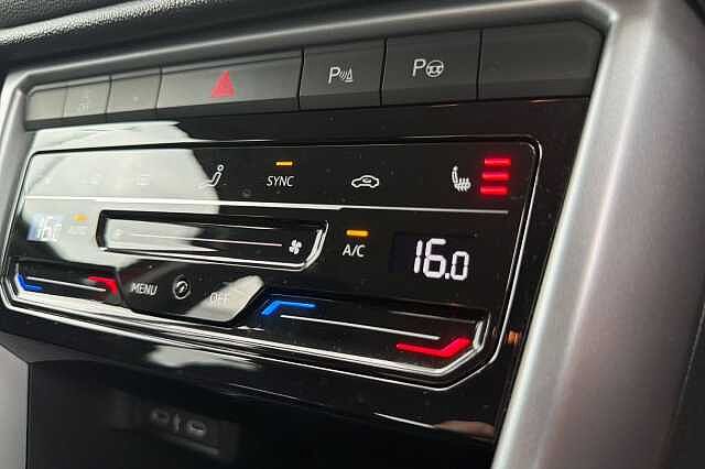 Used Volkswagen T-Roc 2024 for sale - 76017044: Photo 31