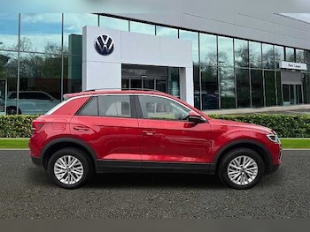 Used Volkswagen T-Roc 2024 for sale - 76017044: Photo 4