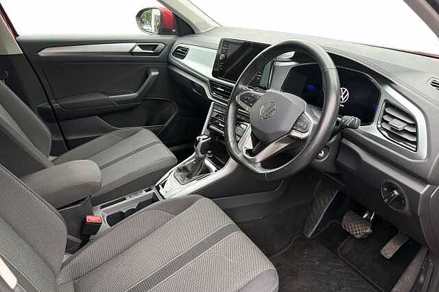 Used Volkswagen T-Roc 2024 for sale - 76017044: Photo 6