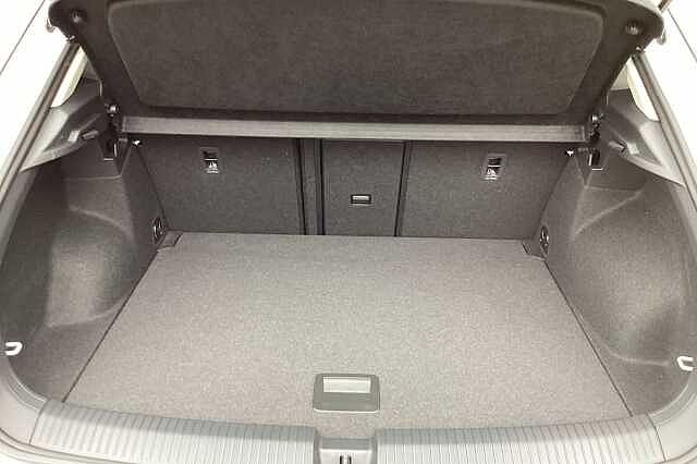 Used Volkswagen T-Roc 2024 for sale - 76082157: Photo 11