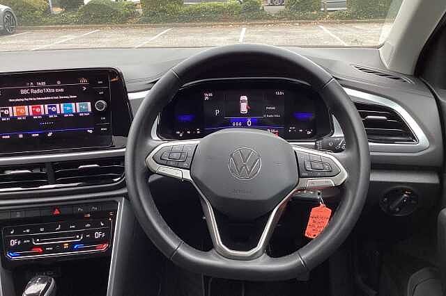 Used Volkswagen T-Roc 2024 for sale - 76082157: Photo 14