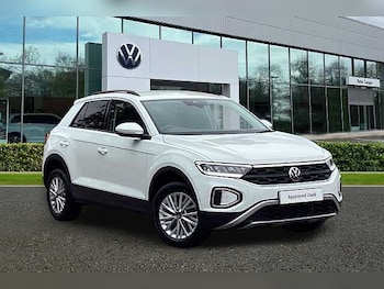 2024 (24) - 1.5 TSI DSG 2024MY Life 5-Door
