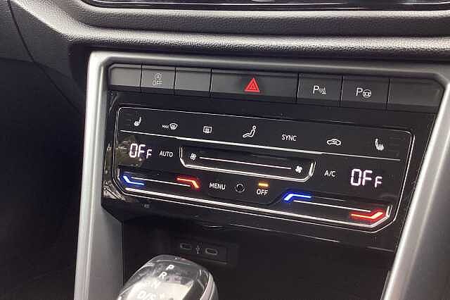 Used Volkswagen T-Roc 2024 for sale - 76082157: Photo 29