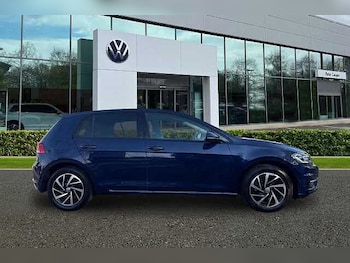 Used Volkswagen Golf 2020 for sale - 77720926: Photo
