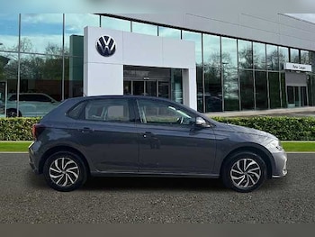 Used Volkswagen Polo 2024 for sale - 75891115: Photo
