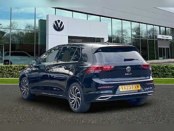 Used Volkswagen Golf 2023 for sale - 75891114: Photo