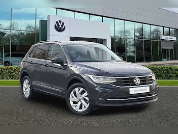 (22) - 1.5 TSI (EVO) 2023MY Life 5-Door