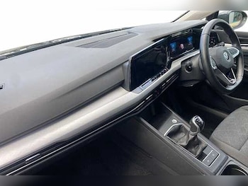 Used Volkswagen Golf 2021 for sale - 75891140: Photo