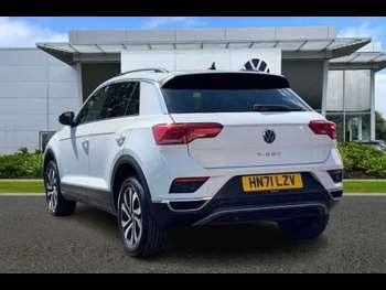 Used Volkswagen T-Roc 2021 for sale - 74802822: Photo