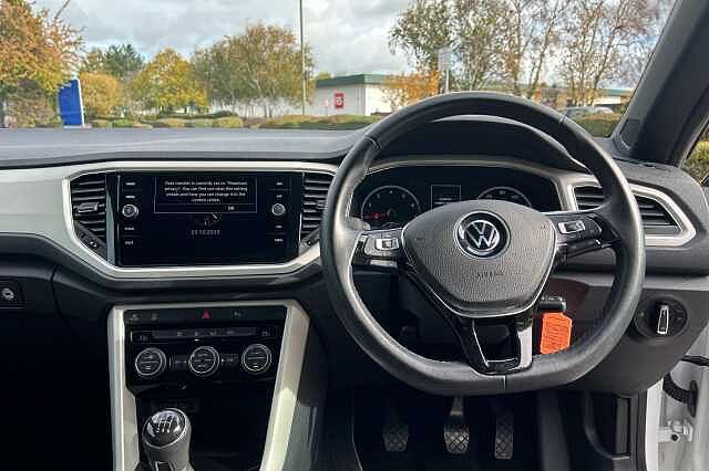 Used Volkswagen T-Roc 2021 for sale - 76287410: Photo 14