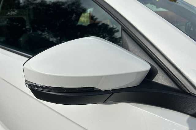 Used Volkswagen T-Roc 2021 for sale - 76287410: Photo 23
