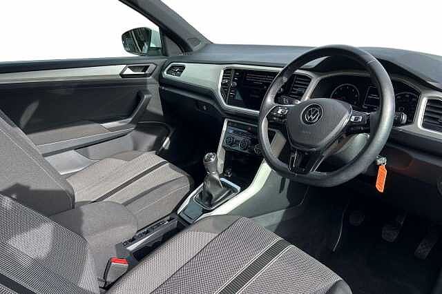 Used Volkswagen T-Roc 2021 for sale - 76287410: Photo 6