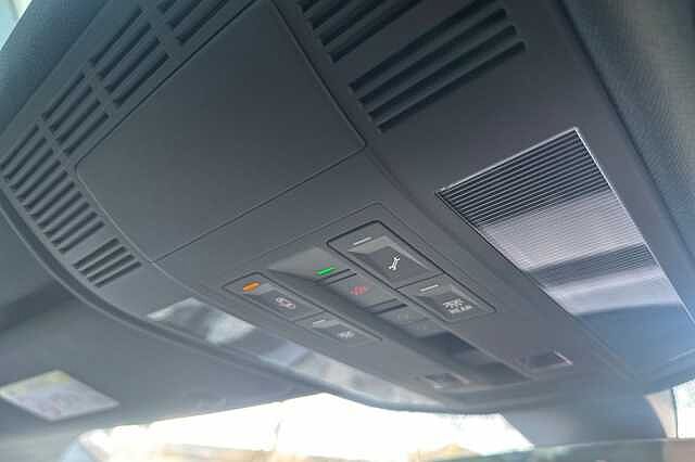 Used Volkswagen Touareg 2025 for sale - 77720937: Photo 29