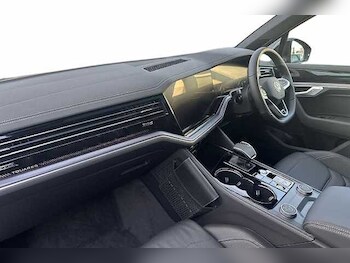 Used Volkswagen Touareg undefined for sale - 77720937: Photo