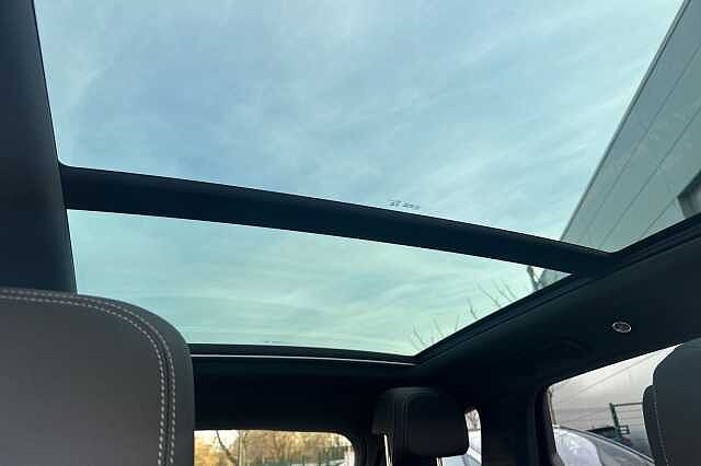 Used Volkswagen Touareg 2025 for sale - 77720937: Photo 30