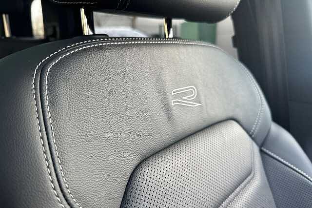 Used Volkswagen Touareg 2025 for sale - 77720937: Photo 31