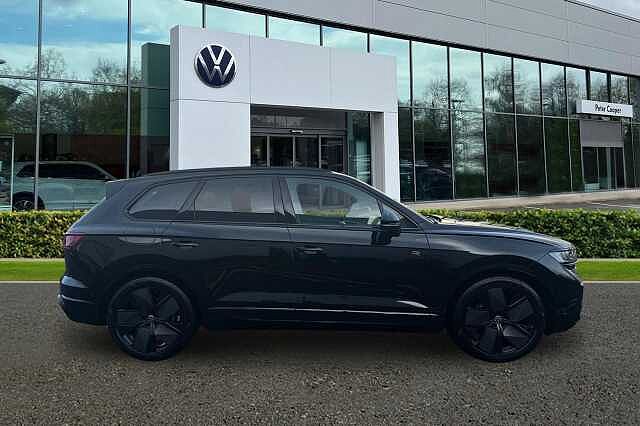 Used Volkswagen Touareg 2025 for sale - 77720937: Photo 4