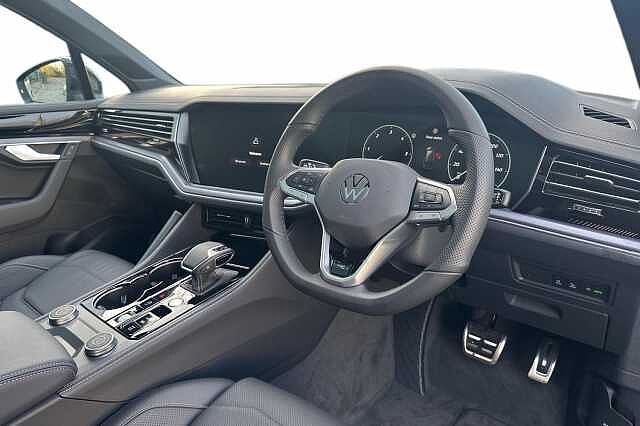 Used Volkswagen Touareg 2025 for sale - 77720937: Photo 6