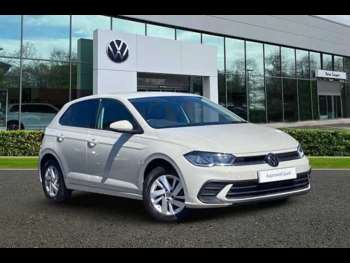 2022 (22) - MK6 Facelift (2021) 1.0 TSI 95PS Life 5-Door