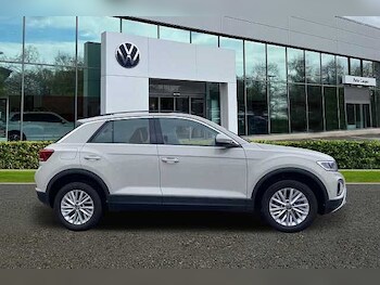 Used Volkswagen T-Roc 2022 for sale - 76026271: Photo 4