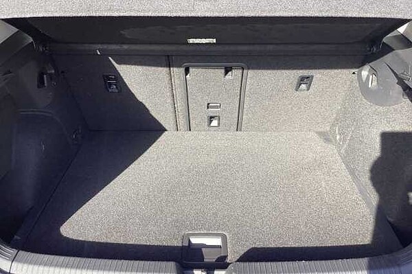 Used Volkswagen Golf 2021 for sale - 76064511: Photo 11