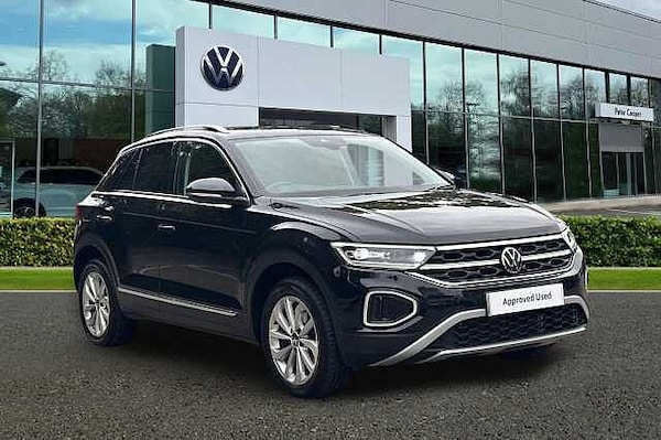 Used Volkswagen T-Roc 2023 for sale - 76035968: Photo 1