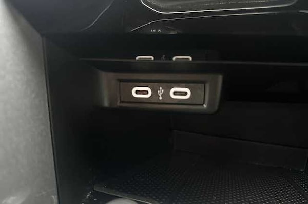 Used Volkswagen T-Roc 2023 for sale - 76035968: Photo 24