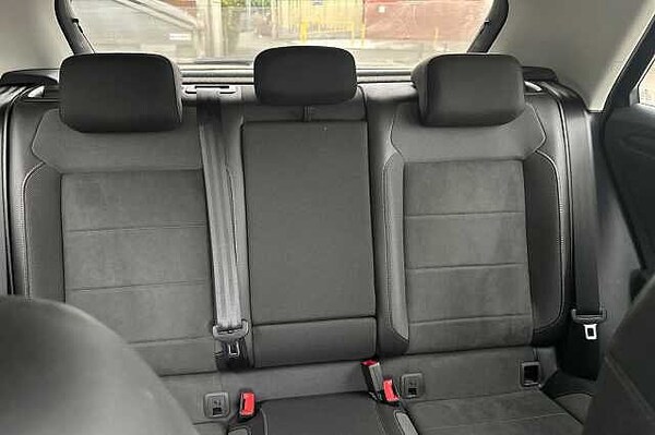 Used Volkswagen T-Roc 2023 for sale - 76035968: Photo 30