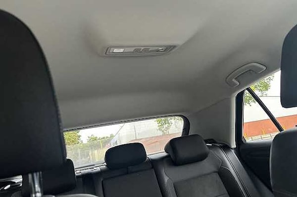 Used Volkswagen T-Roc 2023 for sale - 76035968: Photo 31