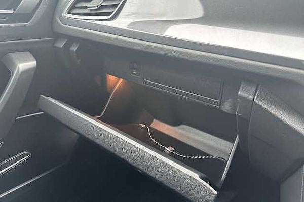 Used Volkswagen T-Roc 2023 for sale - 76035968: Photo 32