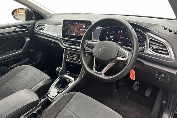 Used Volkswagen T-Roc 2023 for sale - 76035968: Photo 6