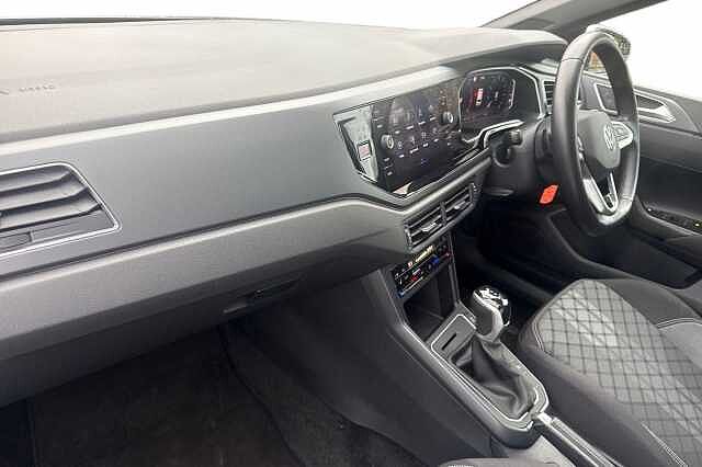 Used Volkswagen Polo 2022 for sale - 76751676: Photo 2