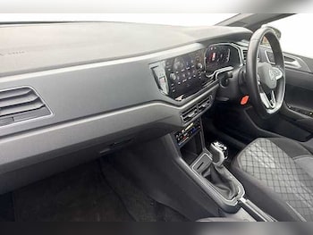 Used Volkswagen Polo 2022 for sale - 76751676: Photo