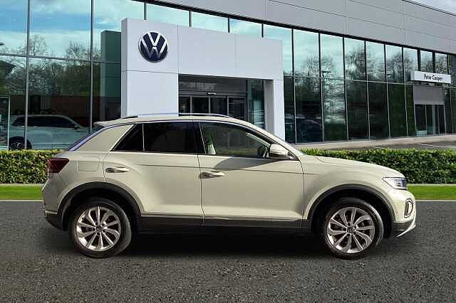 Used Volkswagen T-Roc 2022 for sale - 75891131: Photo 4
