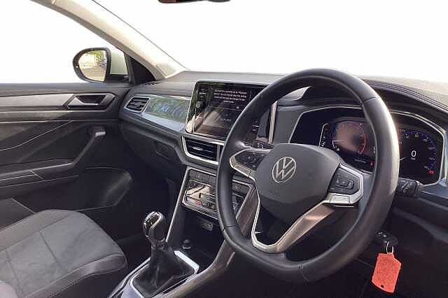Used Volkswagen T-Roc 2022 for sale - 75891131: Photo 6