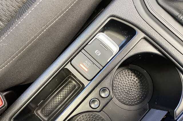 Used Volkswagen Touran 2020 for sale - 77395097: Photo 24