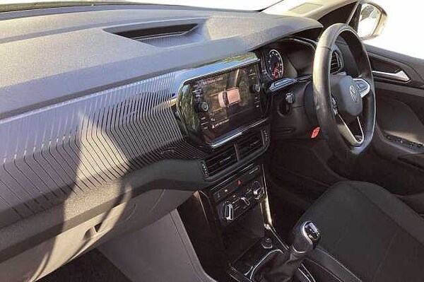 Used Volkswagen T-Cross 2021 for sale - 76064512: Photo 2