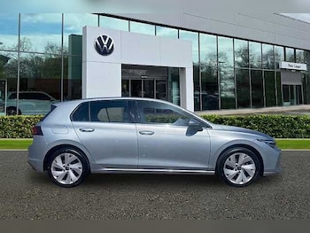 Used Volkswagen Golf 2025 for sale - 78045356: Photo