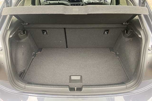 Used Volkswagen Polo 2024 for sale - 76186210: Photo 11