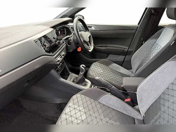 Used Volkswagen Polo 2023 for sale - 76374434: Photo