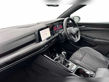 Used Volkswagen Golf 2022 for sale - 76565631: Photo