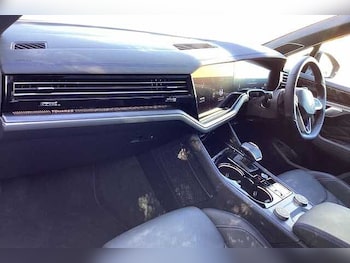 Used Volkswagen Touareg 2025 for sale - 77743428: Photo