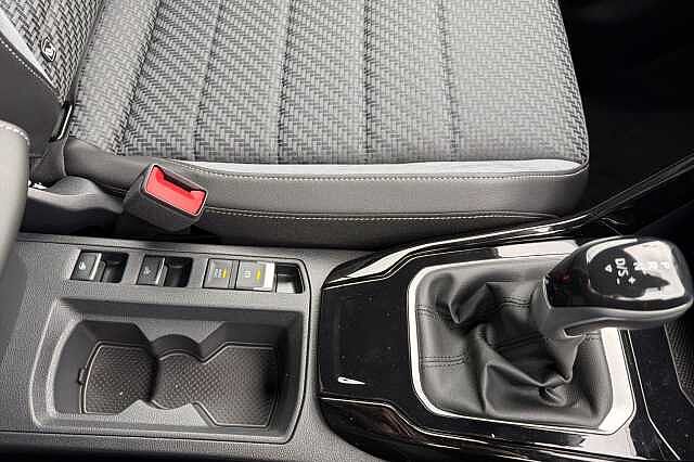 Used Volkswagen T-Roc 2025 for sale - 77061711: Photo 28