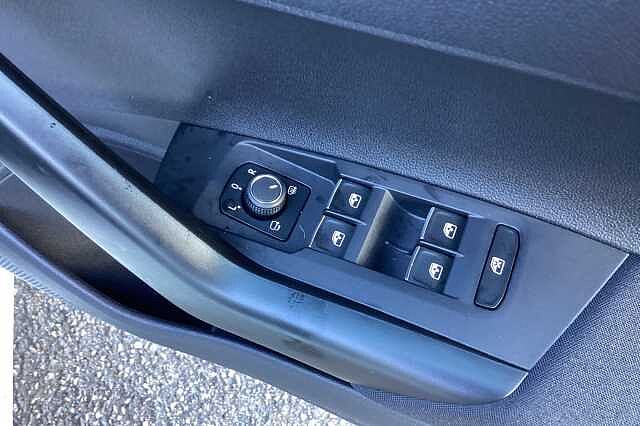 Used Volkswagen Taigo for sale - 76748499: Photo 29