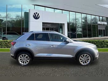 Used Volkswagen T-Roc 2025 for sale - 79489106: Photo